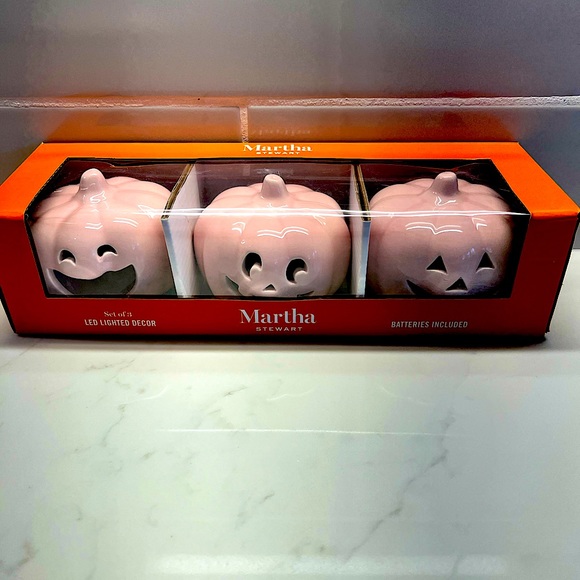 Martha Stewart Other - Martha Stewart Set of 3 Ceramic Happy Jack O Lantern Led Light Up Halloween Pink